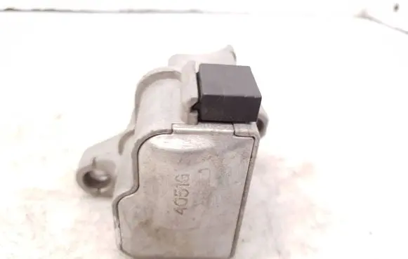 Toyota RAV 4 (XA40) Steering wheel lock 450203310 45020 4074A