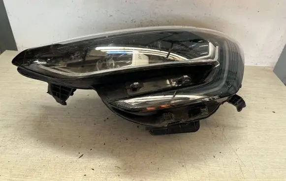 Renault Megane IV Headlight/headlamp 260601197R