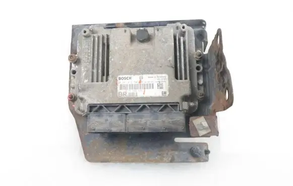 Opel Astra H Engine control unit/module 55198922 0281012549
