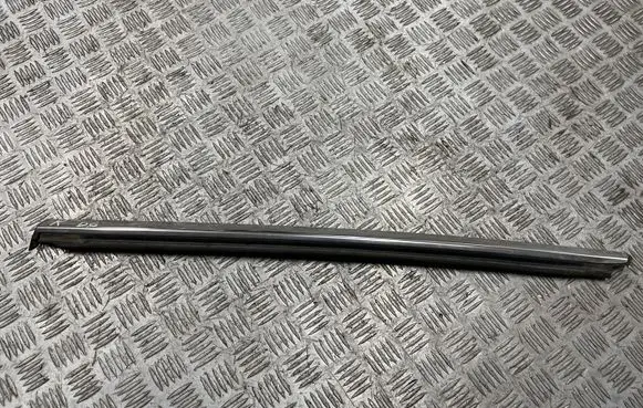 Mercedes-Benz R W251 Rear side glass trim 2516905480