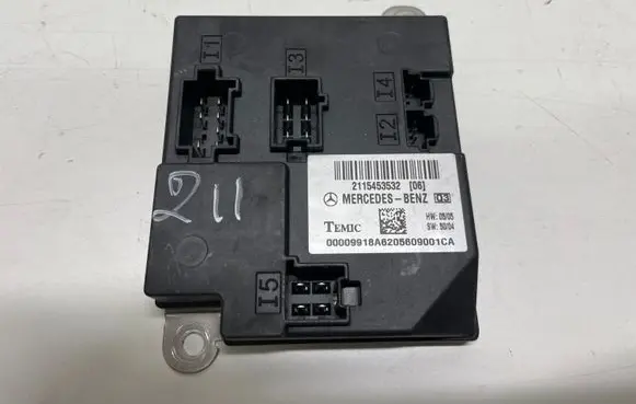 Mercedes-Benz E W211 Other control units/modules 2115453532