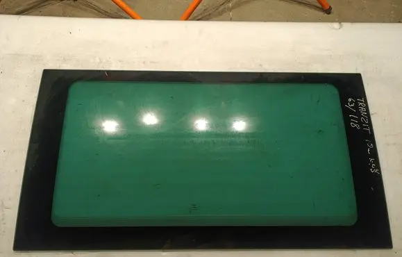 Ford Transit Rear side window 43R00102