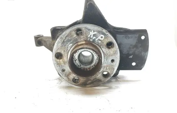 Renault Trafic III (X82) Front wheel hub
