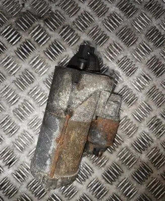 Mercedes-Benz Vito Viano W447 Starter motor A0009060226