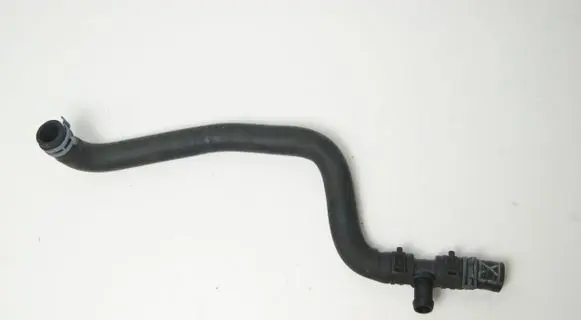 Volkswagen Touareg II Engine coolant pipe/hose 7P0121051B