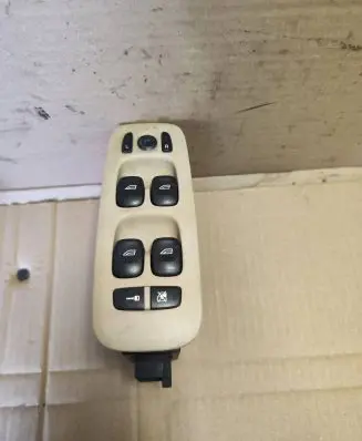 Volvo S80 Electric window control switch 30739077
