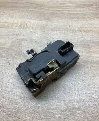 Front door lock