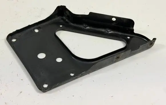 Battery bracket