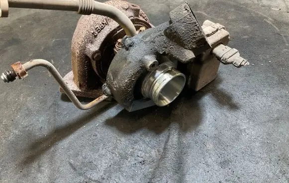 Mercedes-Benz Sprinter W906 Turbo A6510900186