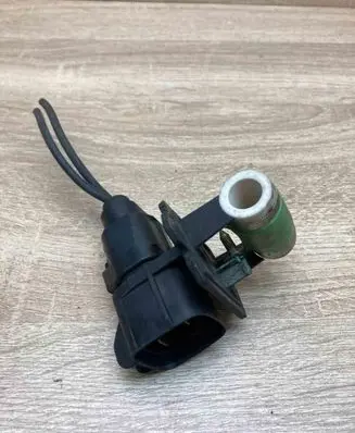 Hyundai Sonata Heater blower motor/fan resistor WithPlug