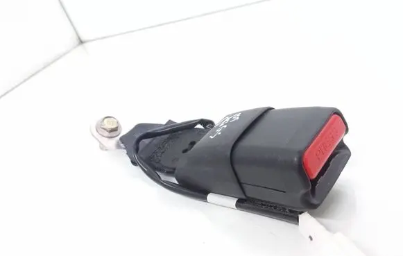 Nissan Pulsar Rear seatbelt buckle 2084135