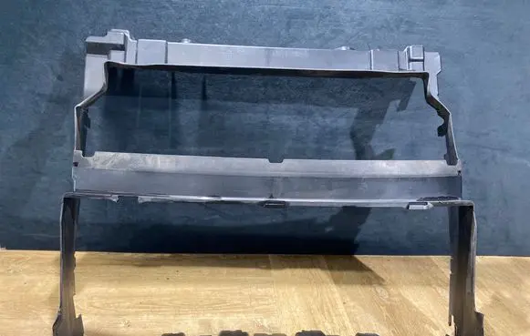 Land Rover Range Rover Sport L494 Radiator trim FPLA8C464A