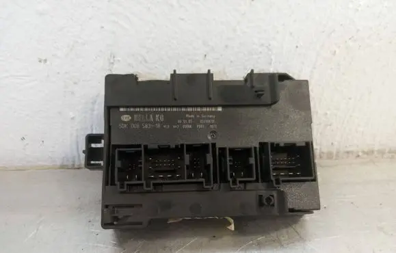Seat Toledo III (5P) Comfort/convenience module 5DK00858318 05730810