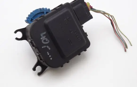 Seat Cordoba (6L) Air flap motor/actuator 6Q2907511A 0132801203