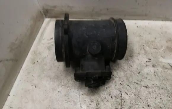 Mercedes-Benz E W210 Mass air flow meter 00009408480280217509