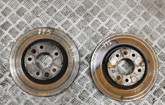 Nissan Qashqai Front brake disc