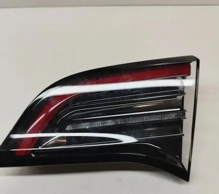 Tesla Model Y Tailgate rear/tail lights 150208900B