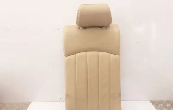 Jaguar X-Type Rear seat 