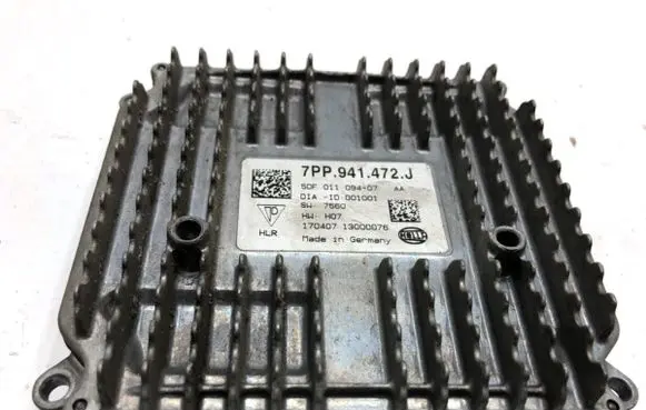 Audi A6 S6 C7 4G Voltage converter/converter module 7PP941472J