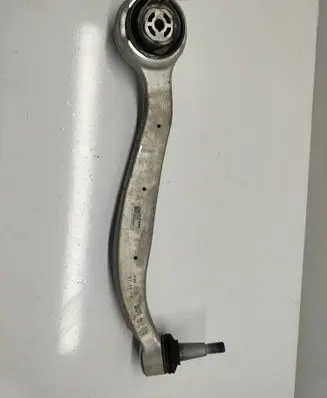 Chevrolet Camaro Front control arm 84012306 CD20282 687819359
