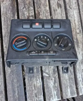 Opel Zafira A Climate control unit
