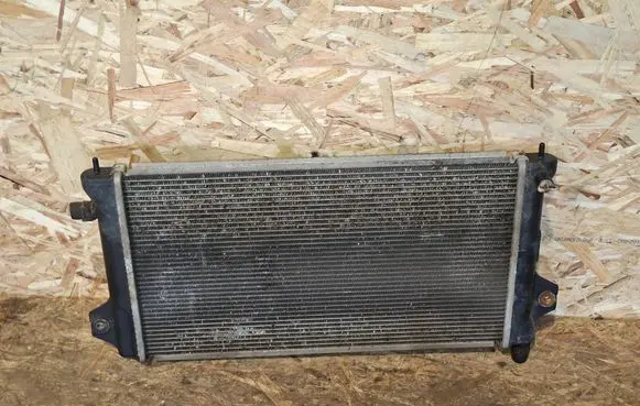 Mitsubishi Outlander Coolant radiator 01404A637 A637