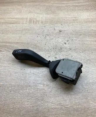 Opel Astra F Indicator stalk V40802409