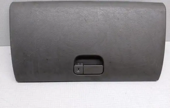 Mitsubishi Space Wagon Glove box lid/cover MB892319