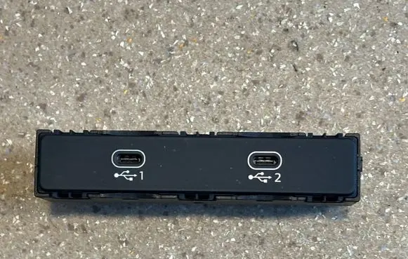 Audi A6 S6 C8 4K USB socket connector 4N1035736