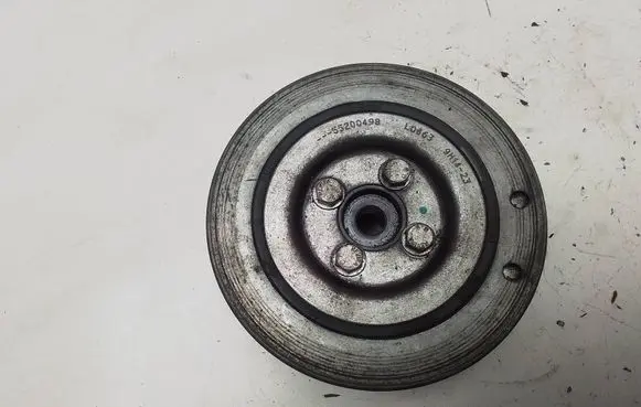 Opel Astra H Crankshaft pulley 55200498