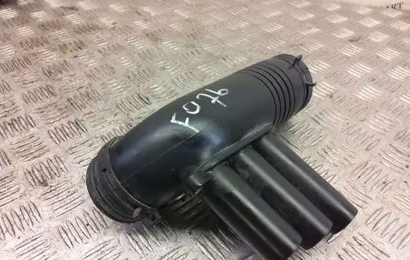 Volkswagen Golf VII Air intake hose/pipe 04E129651C