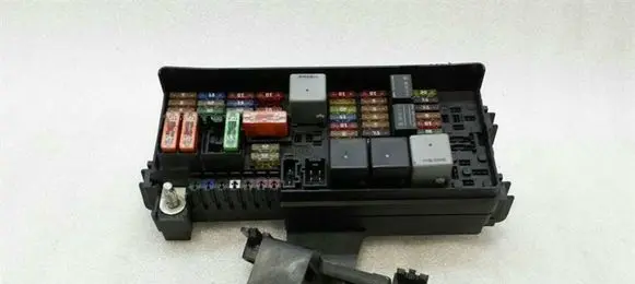 Mercedes-Benz R W251 Fuse box set A1645400272