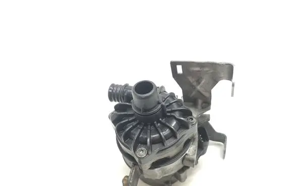 BMW 7 F01 F02 F03 F04 Electric auxiliary coolant/water pump 70136020