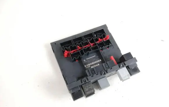 Volkswagen PASSAT B6 Comfort/convenience module 3C0937049H F005V00529 H37S1301