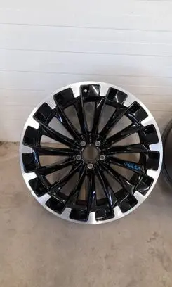 Mercedes-Benz EQE v295 R22 alloy rim 