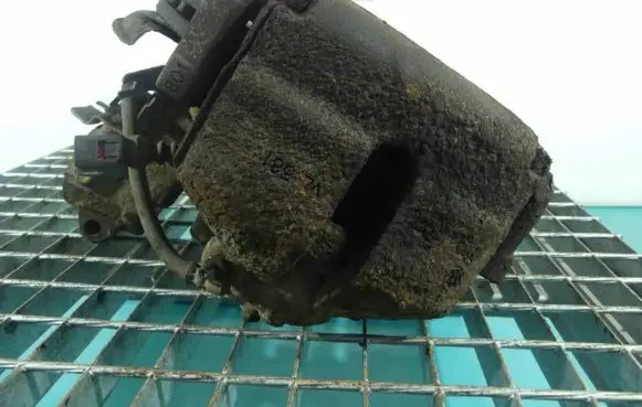 Volkswagen Jetta VI Front brake caliper IMPRK1313617