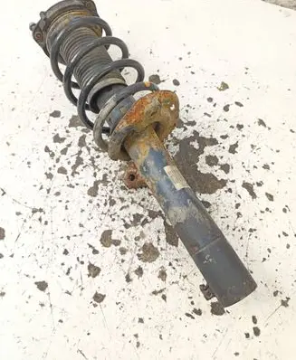 Volkswagen PASSAT B6 Front shock absorber with coil spring