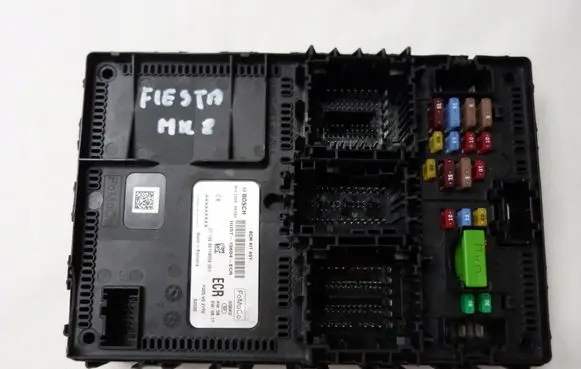 Ford Fiesta Fuse module HU5T15604ECH
