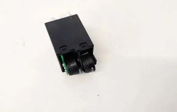 KIA Ceed Headlight level height control switch 933001h705eq 93300-1h705eq
