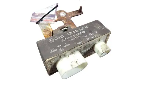 Volkswagen Fox Fan control module 
