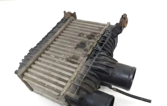Toyota Avensis T250 Intercooler radiator 873067D
