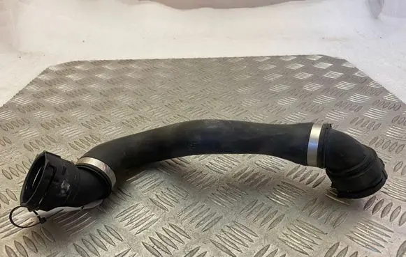 Mercedes-Benz GLC X253 C253 Engine coolant pipe/hose A2535019782