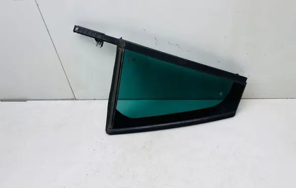 Skoda Superb B8 (3V) Rear vent window glass 3V9845213