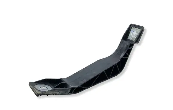 Audi Q3 8U Radiator support slam panel bracket 8U0805527