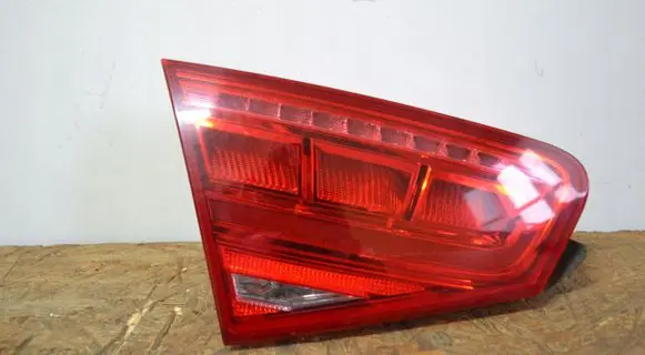 Audi A8 S8 D4 4H Tailgate rear/tail lights 4H0945093