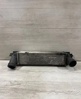 BMW 3 E92 E93 Intercooler radiator 7540035 3278876