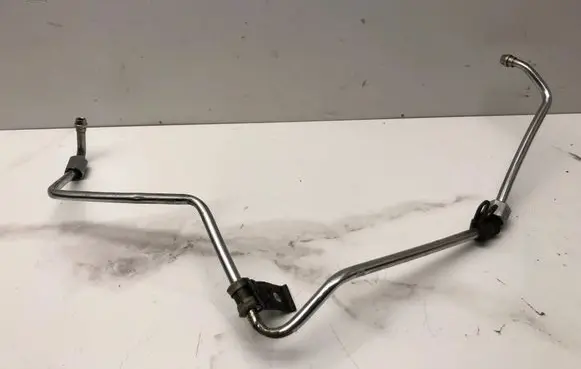 Volkswagen PASSAT B6 Turbo turbocharger oiling pipe/hose