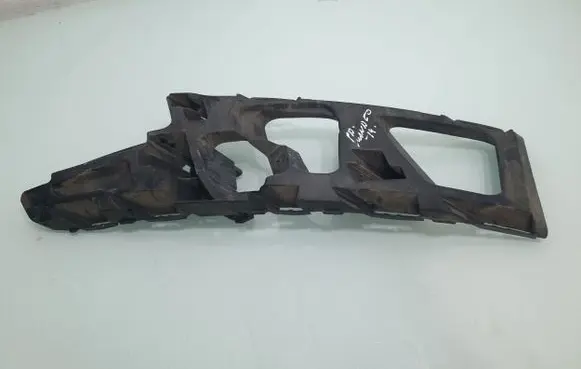 Front bumper mounting bracket