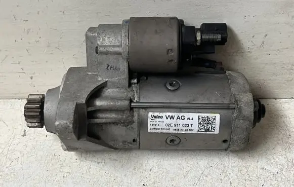Volkswagen PASSAT B8 Starter motor 02E911023T ESW20ER25HE