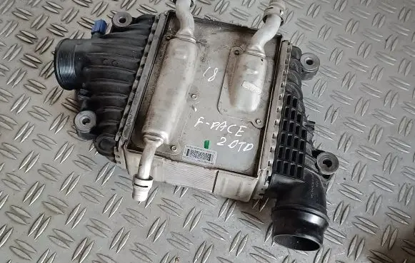 Jaguar F-Pace Intercooler radiator GX736K775AE